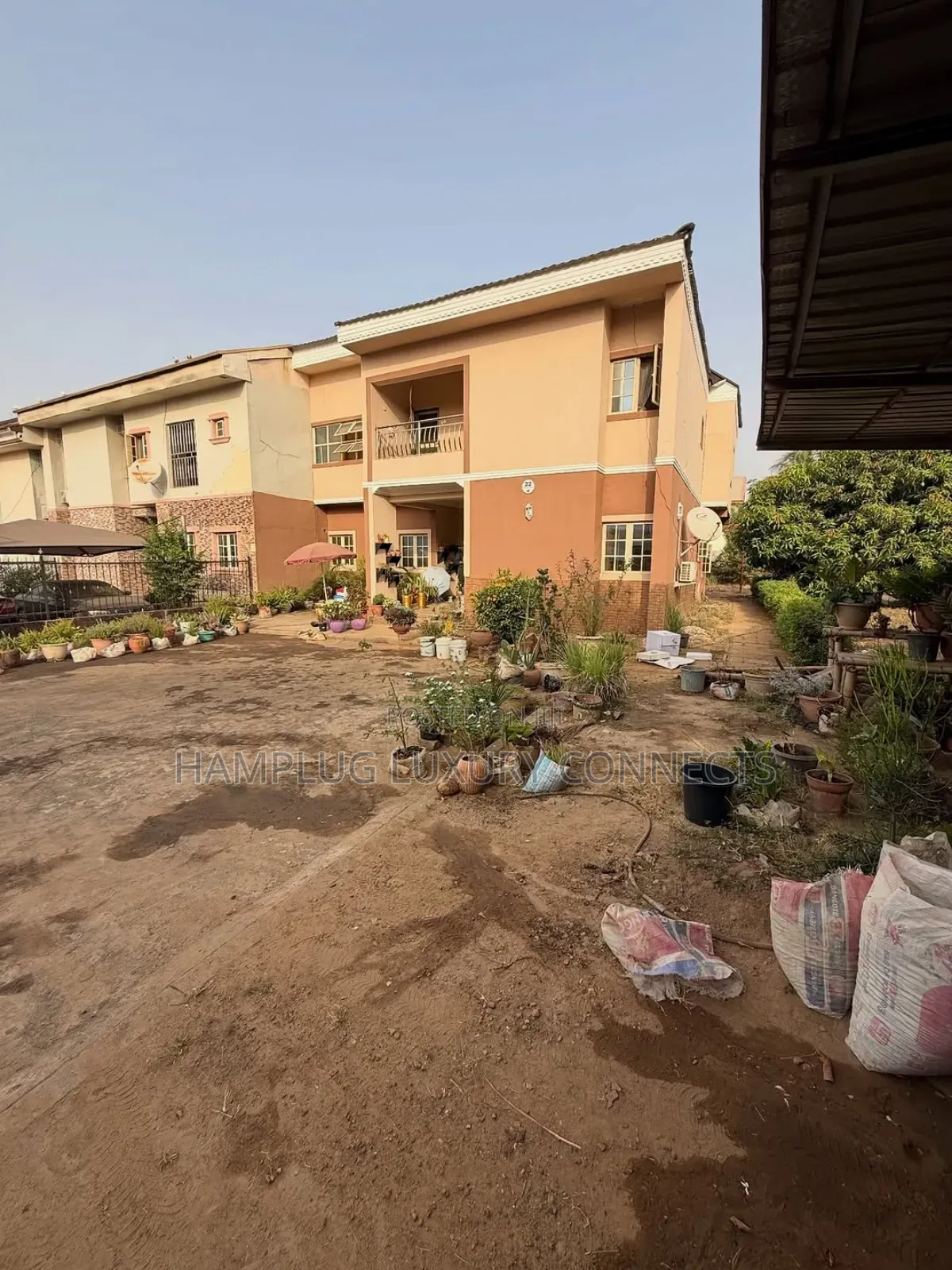 Furnished 5bdrm Duplex in Apo for sale in Apo District
