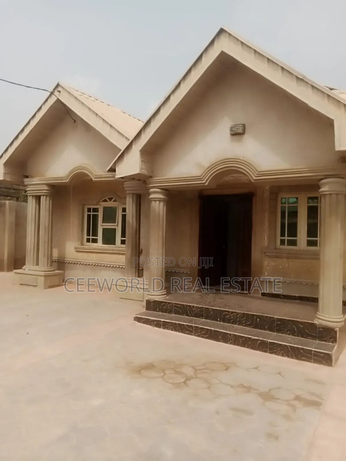 2bdrm Bungalow in Oke Ibukun Elebu, Akala Express for rent in Akala Express