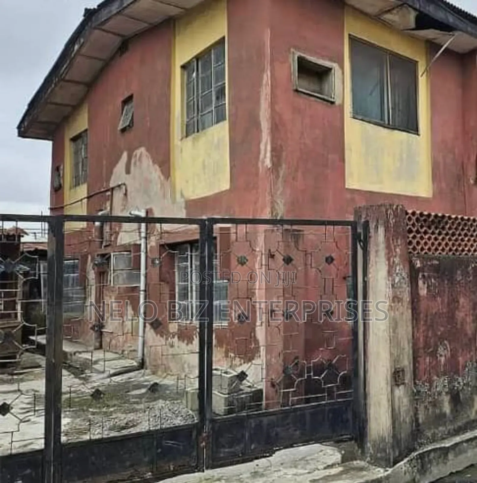 3bdrm Apartment in Ijeshatedo for sale in Ijeshatedo