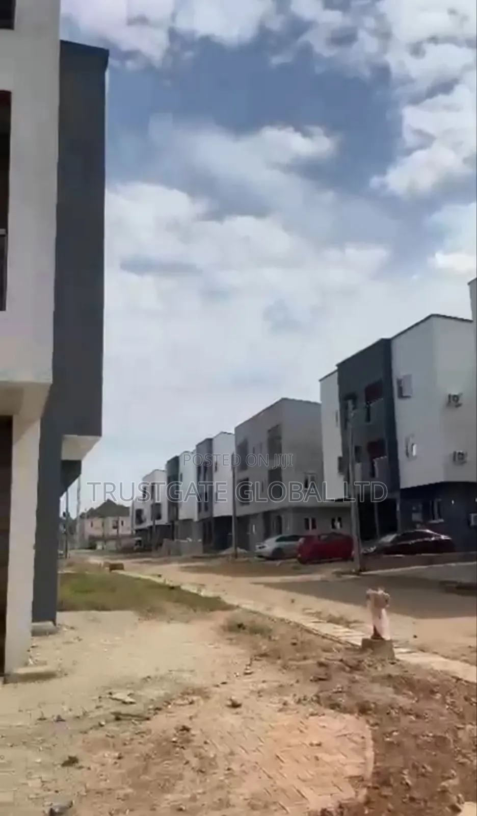 5bdrm Duplex in Paradise Estate, Durumi for sale in Durumi