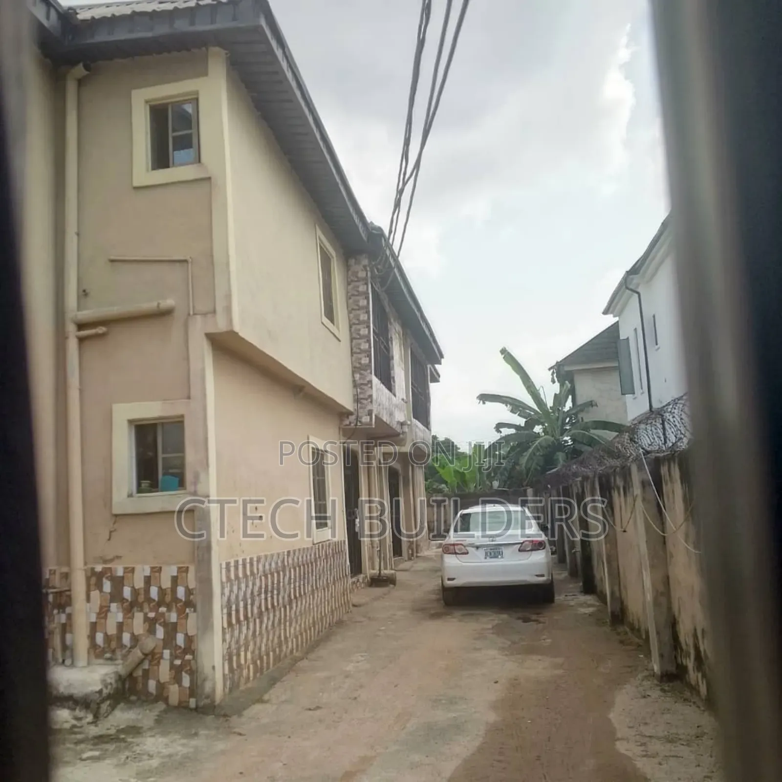 3bdrm Block of Flats in Benin City for sale in Benin City