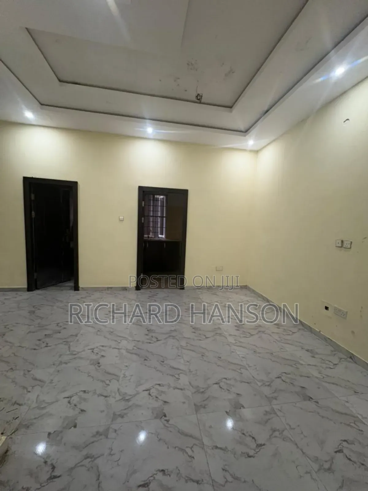 2bdrm Apartment in Secured Estate, Lekki for rent in Lekki