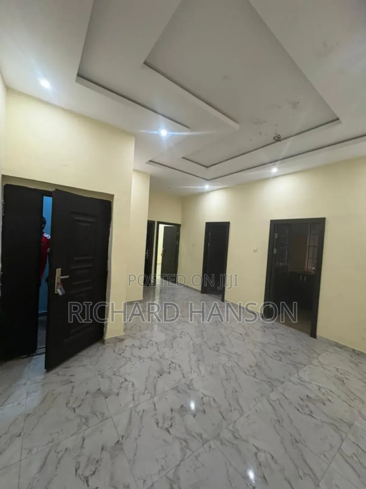 2bdrm Apartment in Secured Estate, Lekki for rent in Lekki