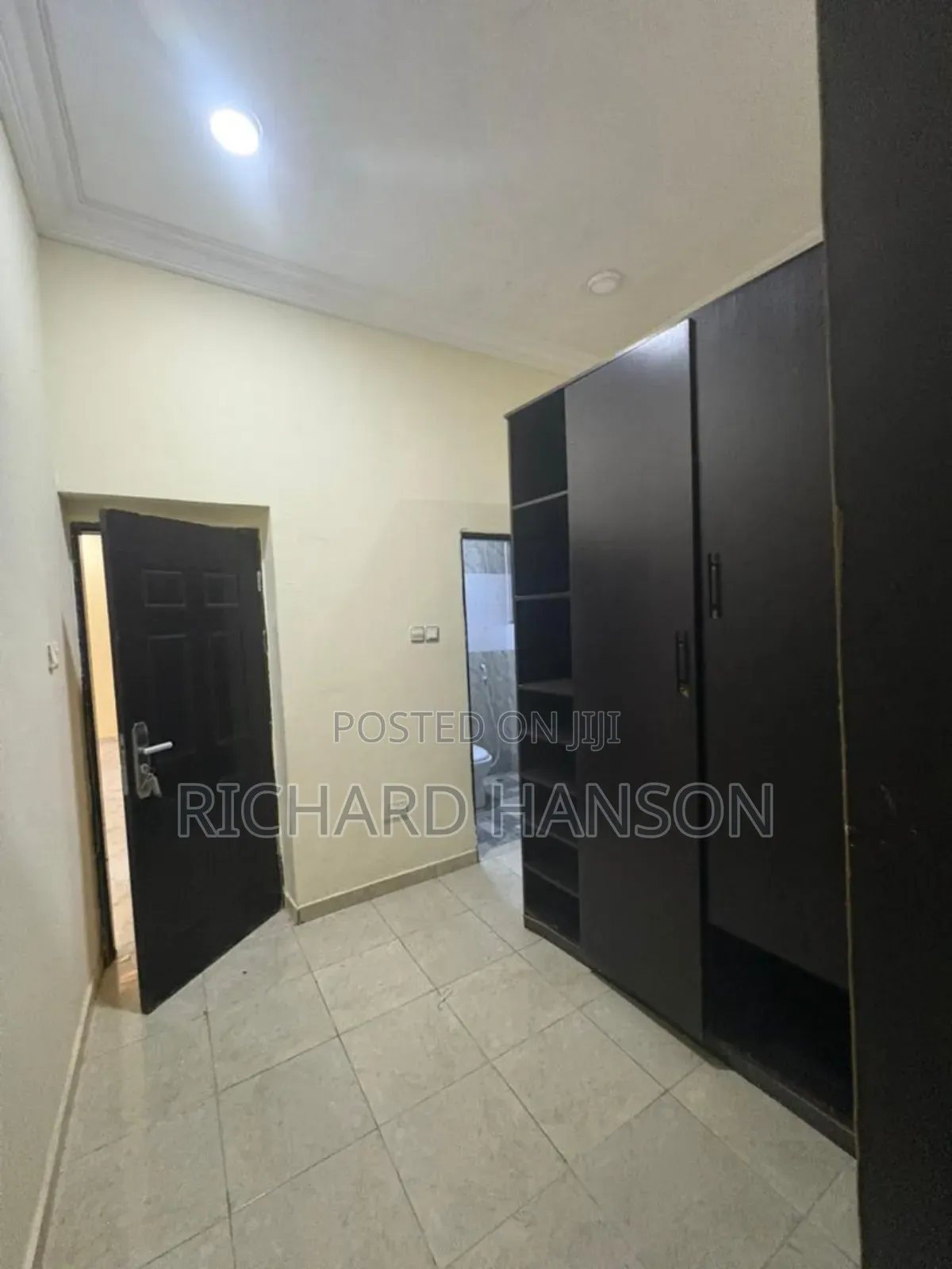 2bdrm Apartment in Secured Estate, Lekki for rent in Lekki