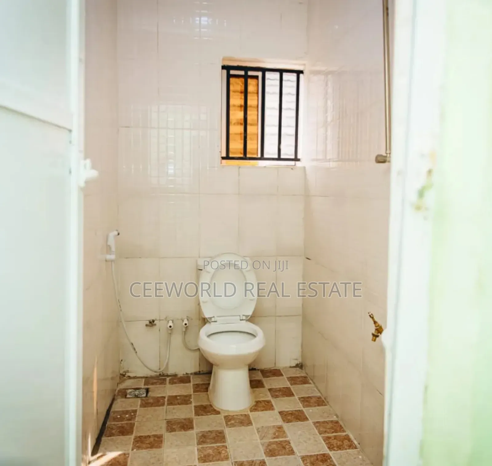 Mini Ware House at Ringroad for Rent in Rind Road