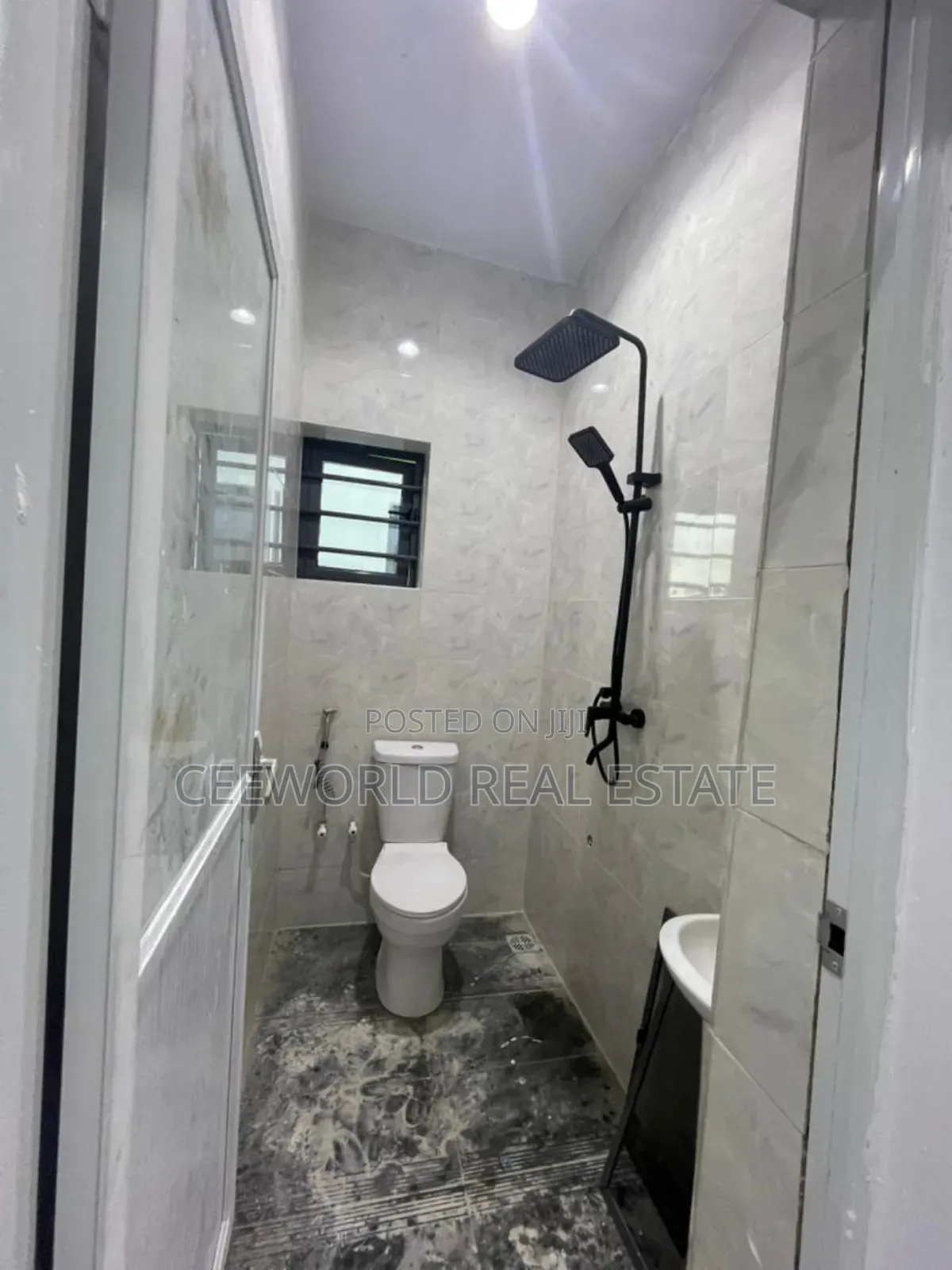 4bdrm Bungalow in Abdulsalam Estate, for sale in Akobo