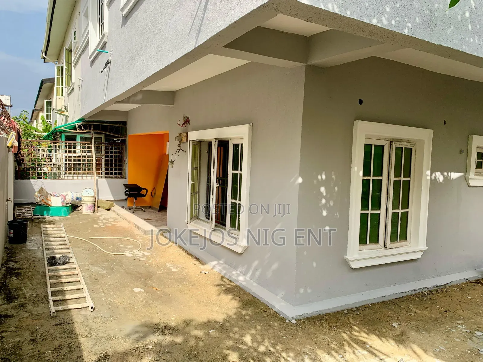 3bdrm Duplex in Paradise Chevron for sale in Chevron