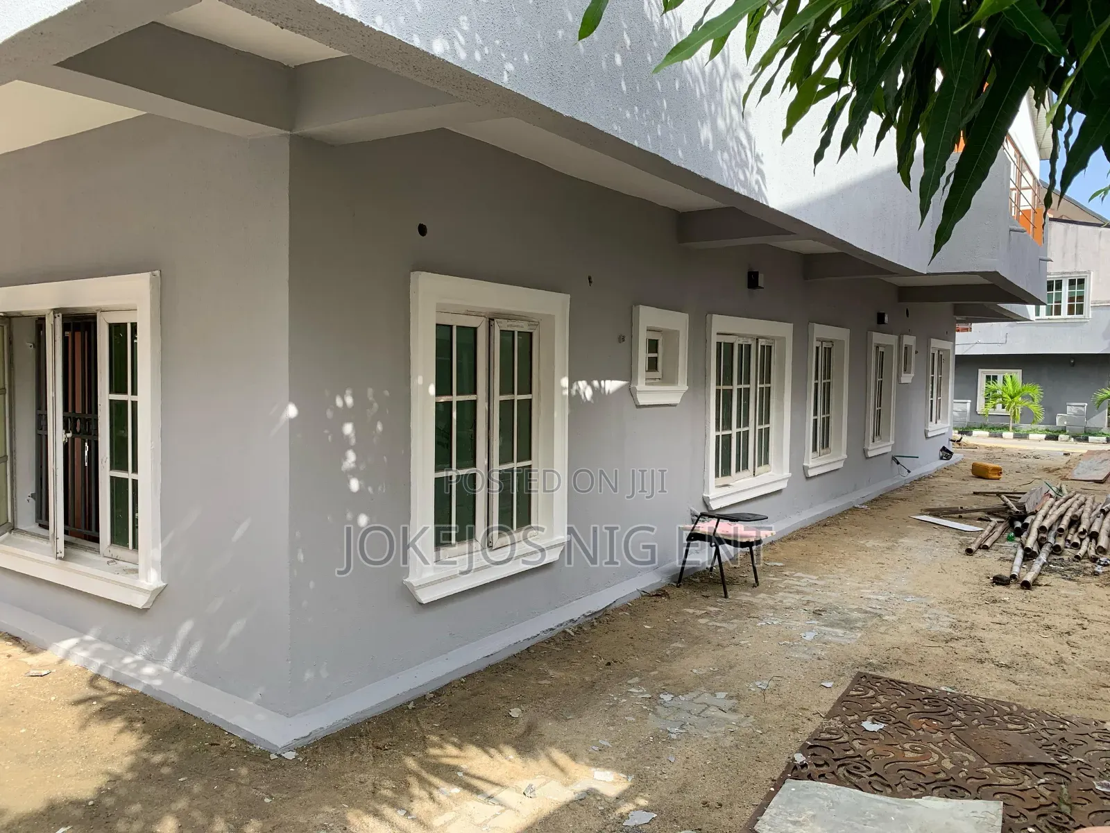 3bdrm Duplex in Paradise Chevron for sale in Chevron