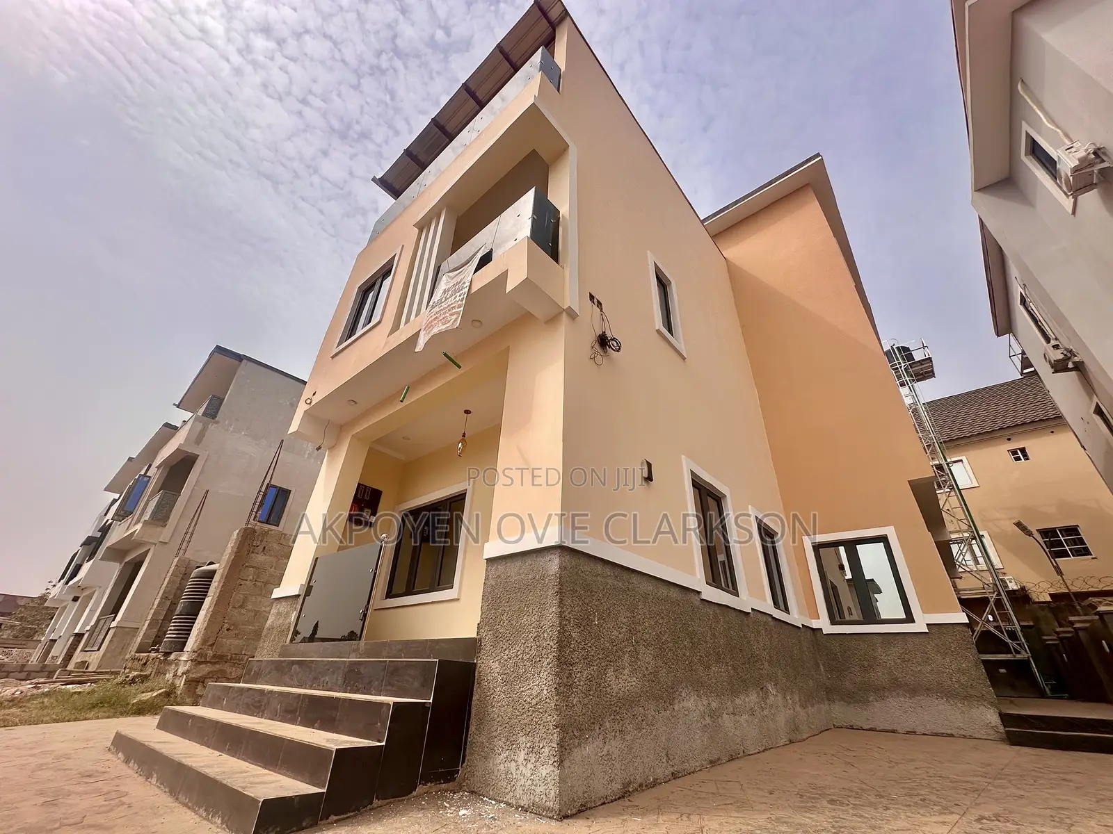 3bdrm Duplex in Gaduwa for sale in Gaduwa