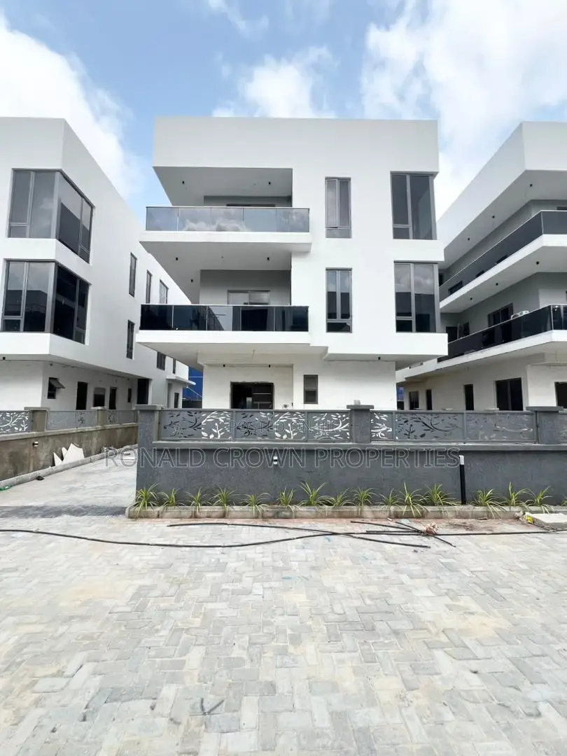 5bdrm Duplex in Old Ikoyi for sale in Old Ikoyi