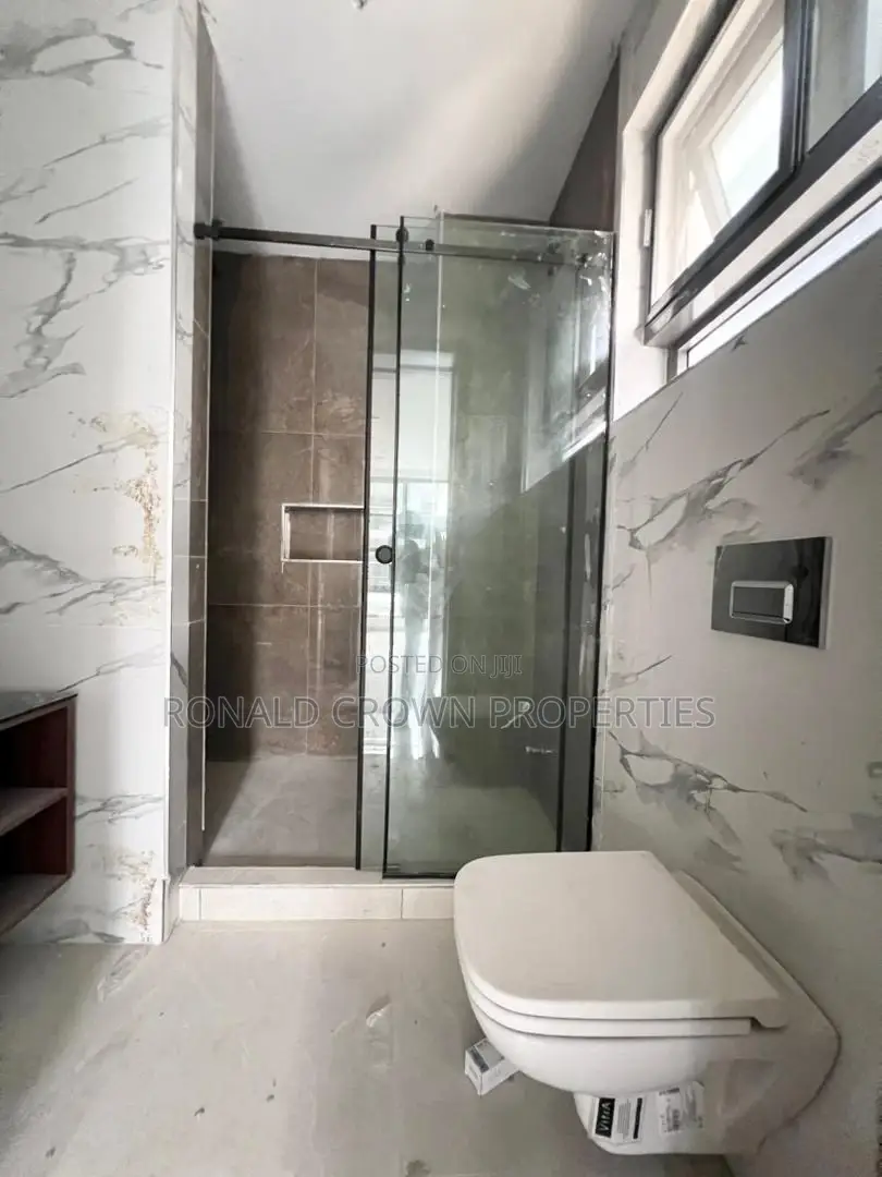 5bdrm Duplex in Old Ikoyi for sale in Old Ikoyi