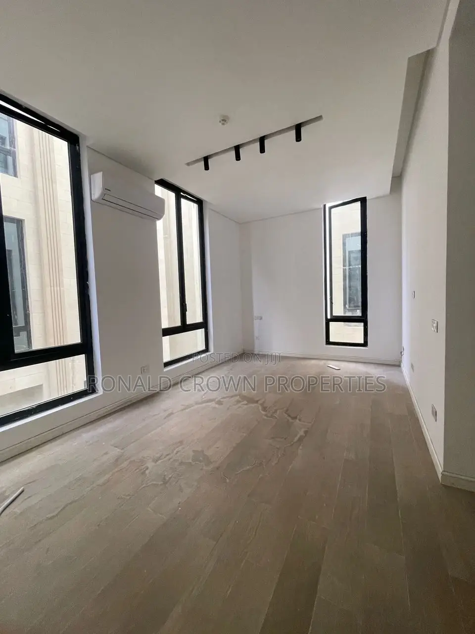5bdrm Duplex in Old Ikoyi for sale in Old Ikoyi