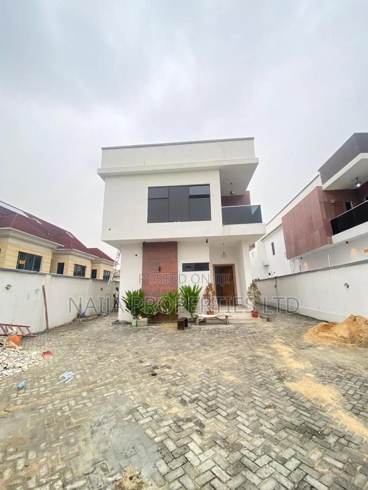 5bdrm Duplex in Lekki Phase 1 for rent in Lekki Phase 1