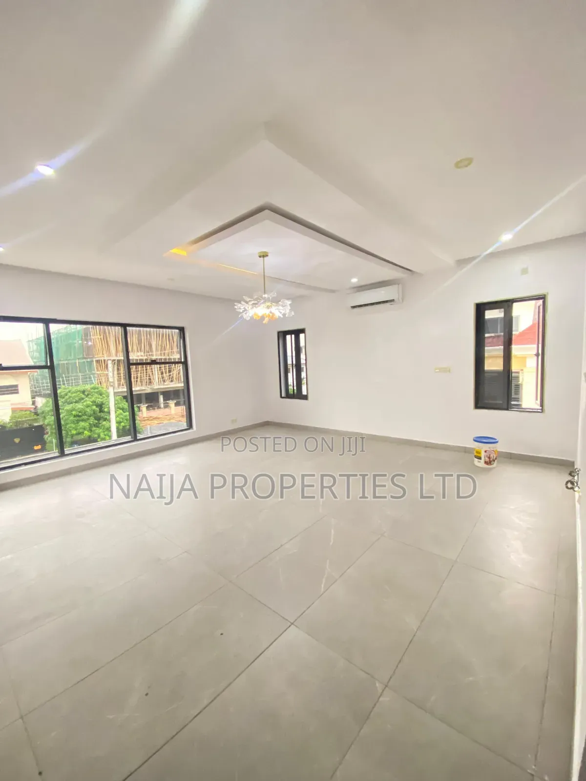5bdrm Duplex in Lekki Phase 1 for rent in Lekki Phase 1