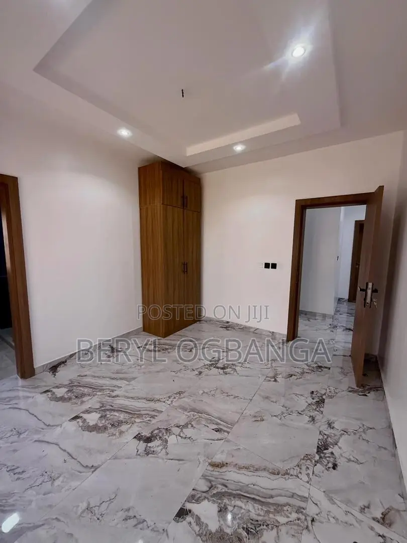 3bdrm Apartment in Ikate for rent in Ikate