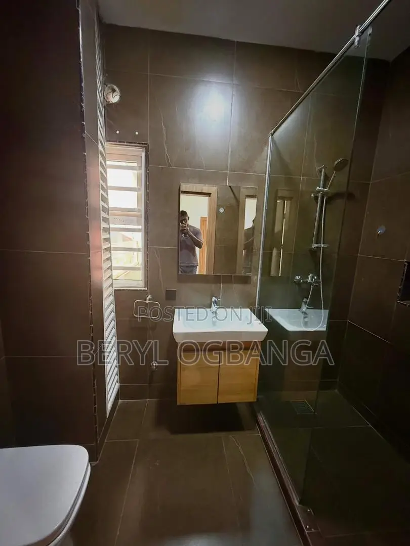 3bdrm Apartment in Ikate for rent in Ikate