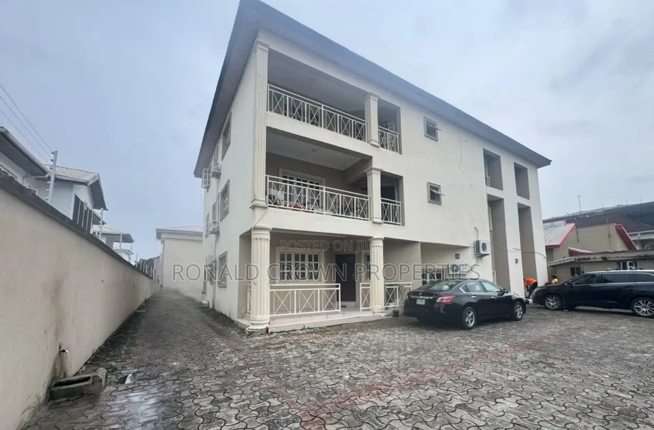 3bdrm Apartment in Lekki Phase 1 for sale in Lekki Phase 1