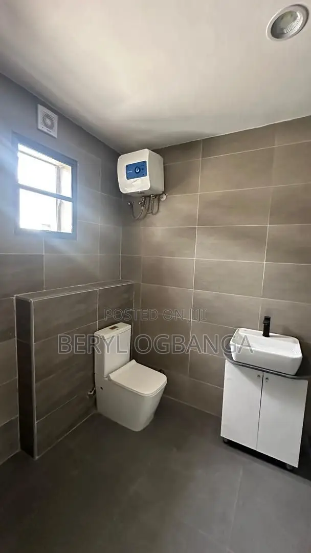 3bdrm Apartment in Lekki Phase 1 for sale in Lekki Phase 1