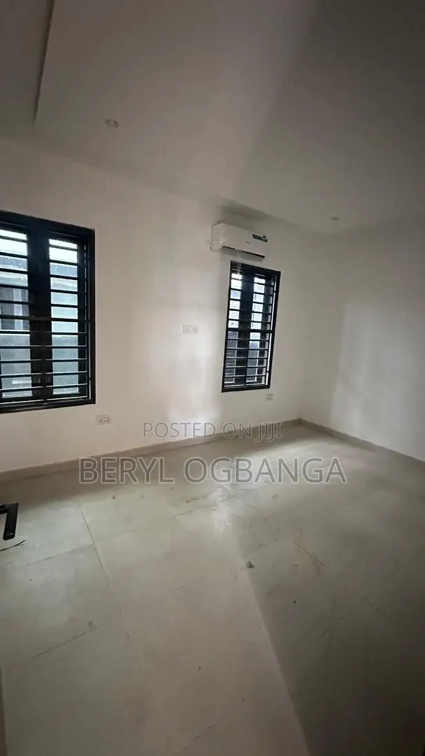 3bdrm Apartment in Lekki Phase 1 for sale in Lekki Phase 1