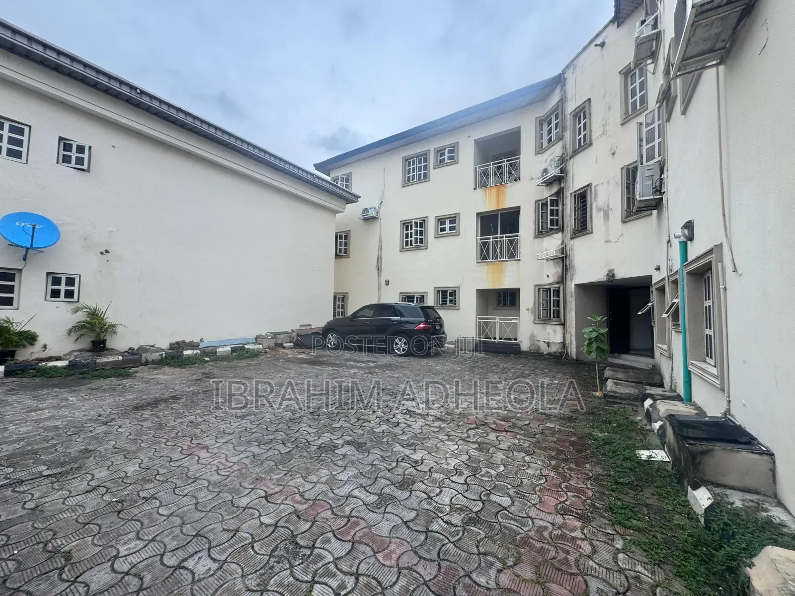 3bdrm Block of Flats in Lekki Phase1 for sale in Lekki Phase 1