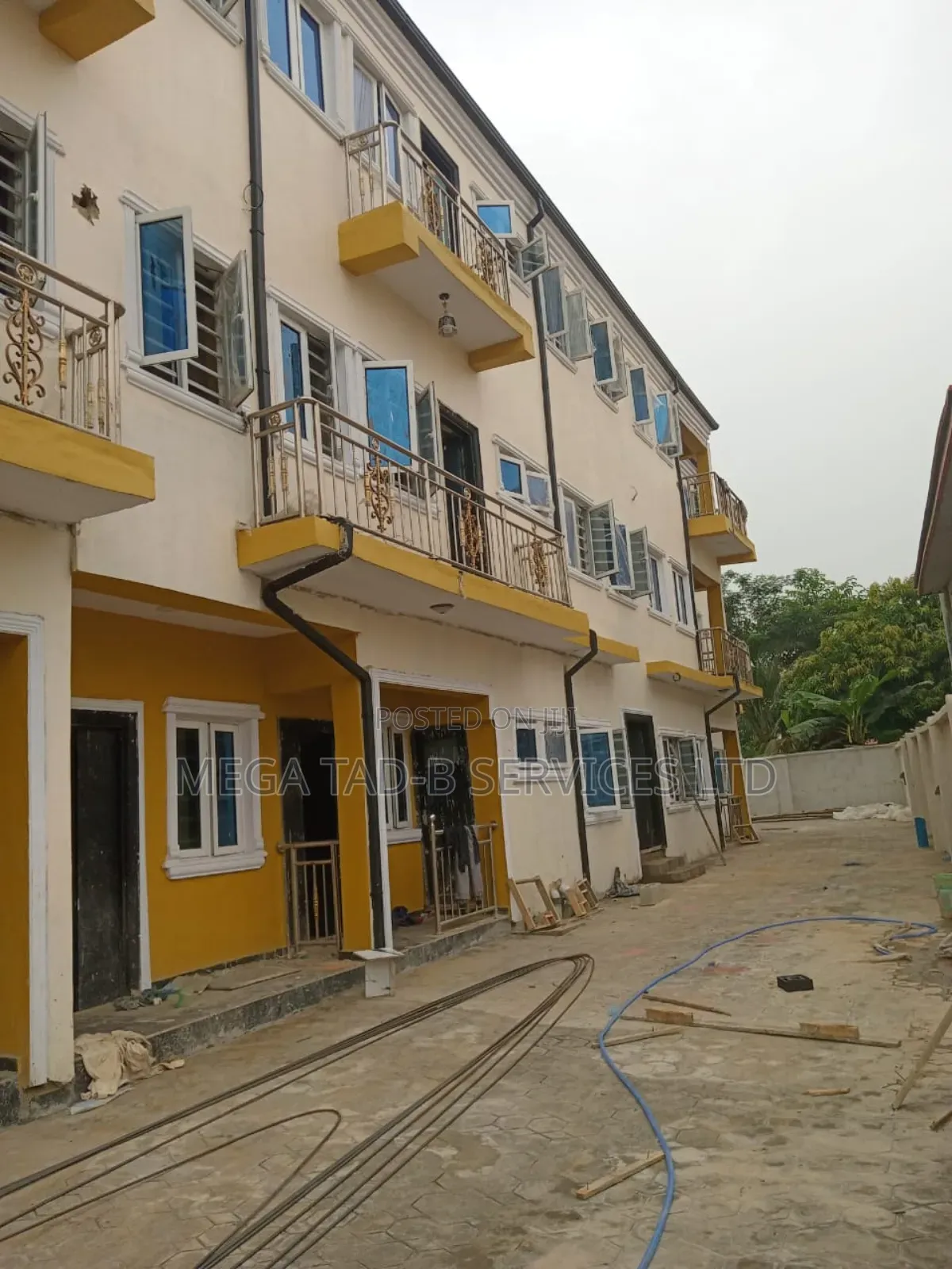 2bdrm Block of Flats in Behind Mfm Prayer for rent in Berger