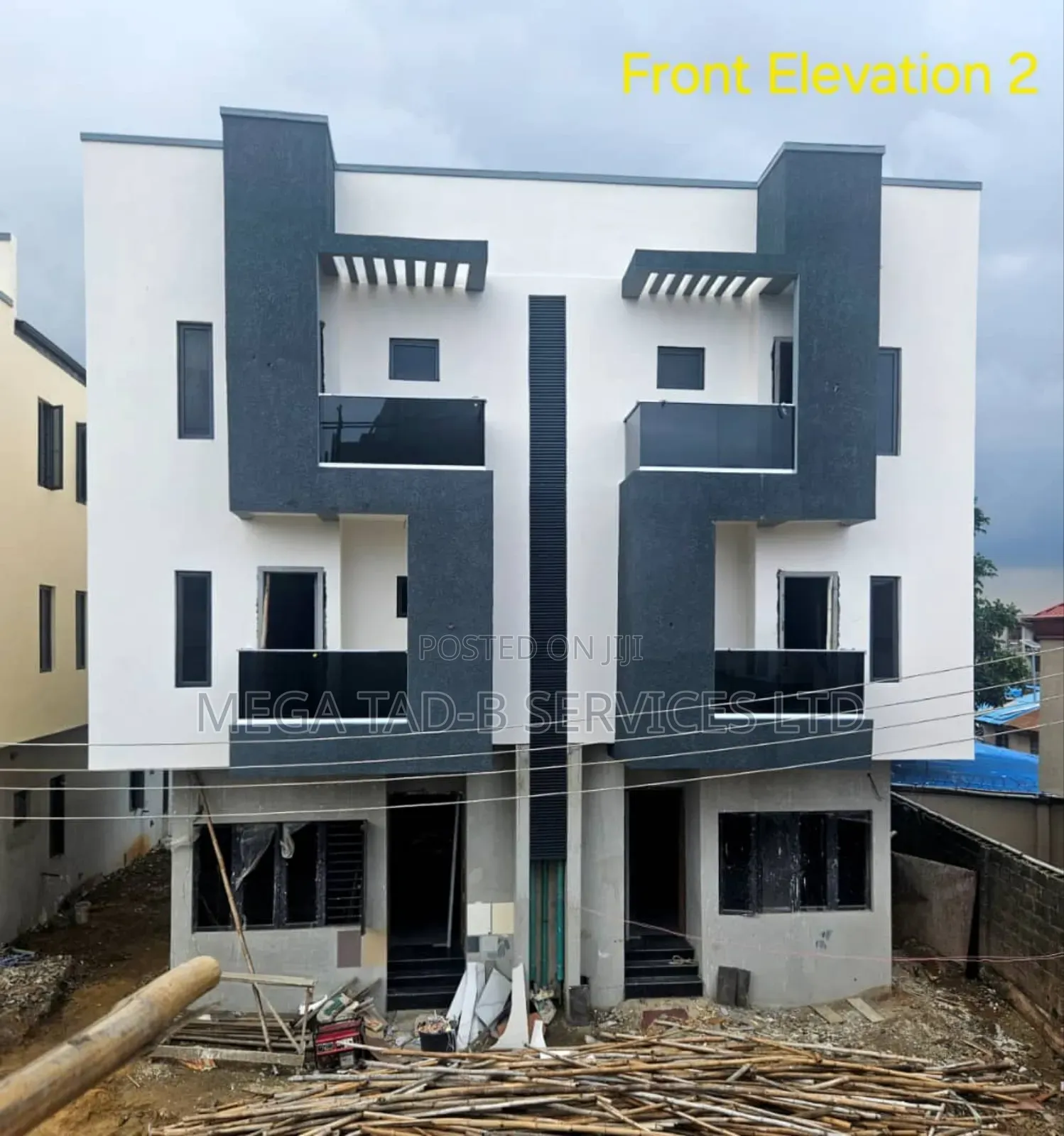 5bdrm Duplex in Close To Governor, Ikeja for sale in Ikeja