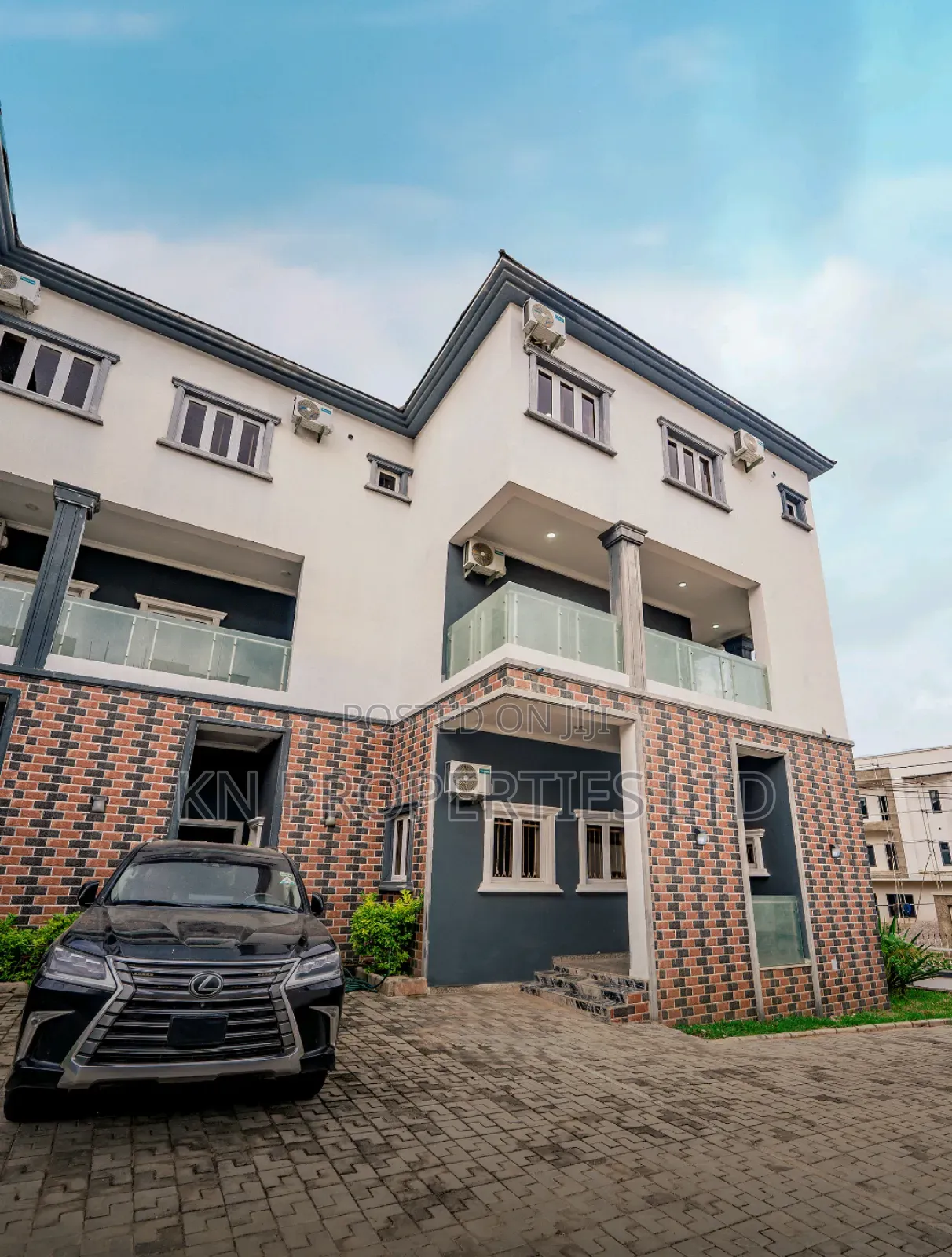 4bdrm Duplex in Asokoro for sale in Asokoro