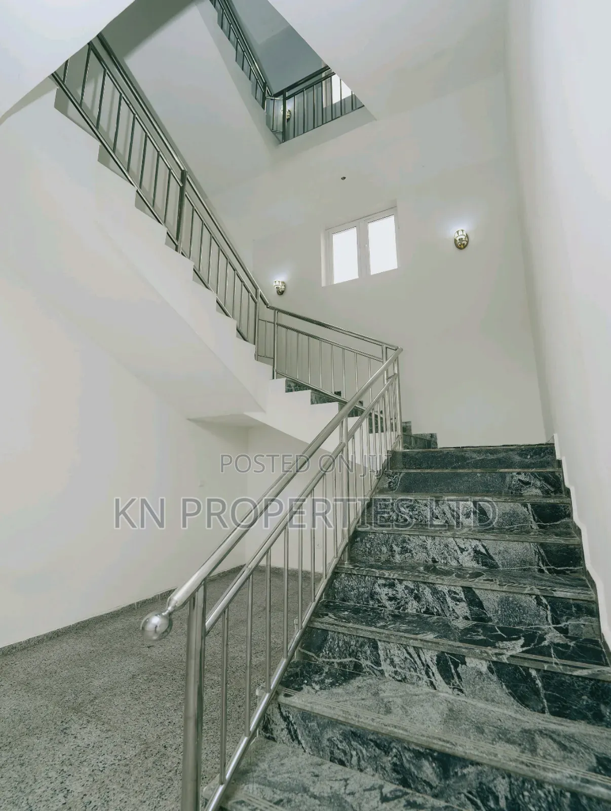4bdrm Duplex in Asokoro for sale in Asokoro