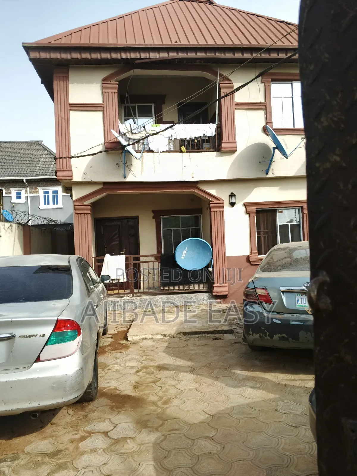 10bdrm Block of Flats in Ayobo for sale in Ayobo