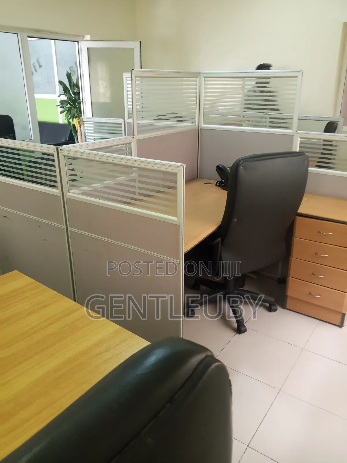 Fully Serviced and Furnished Office Space for Rent at Lekki Phase 1 in Lekki