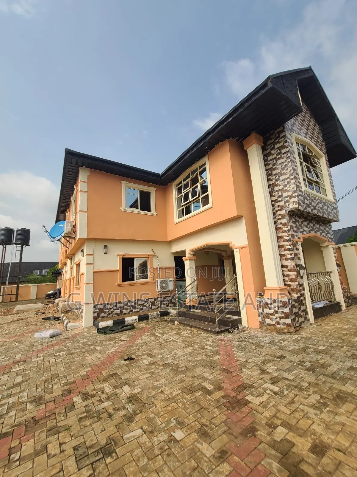 6bdrm Duplex in Ulemon Airport Road, Benin City for rent in Benin City
