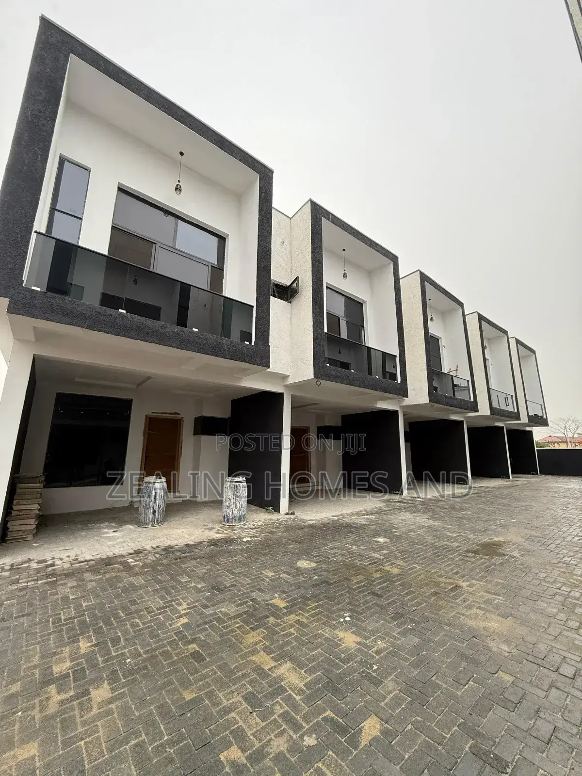Furnished 4bdrm Duplex in Ikota Estate, Lekki for sale in Ikota