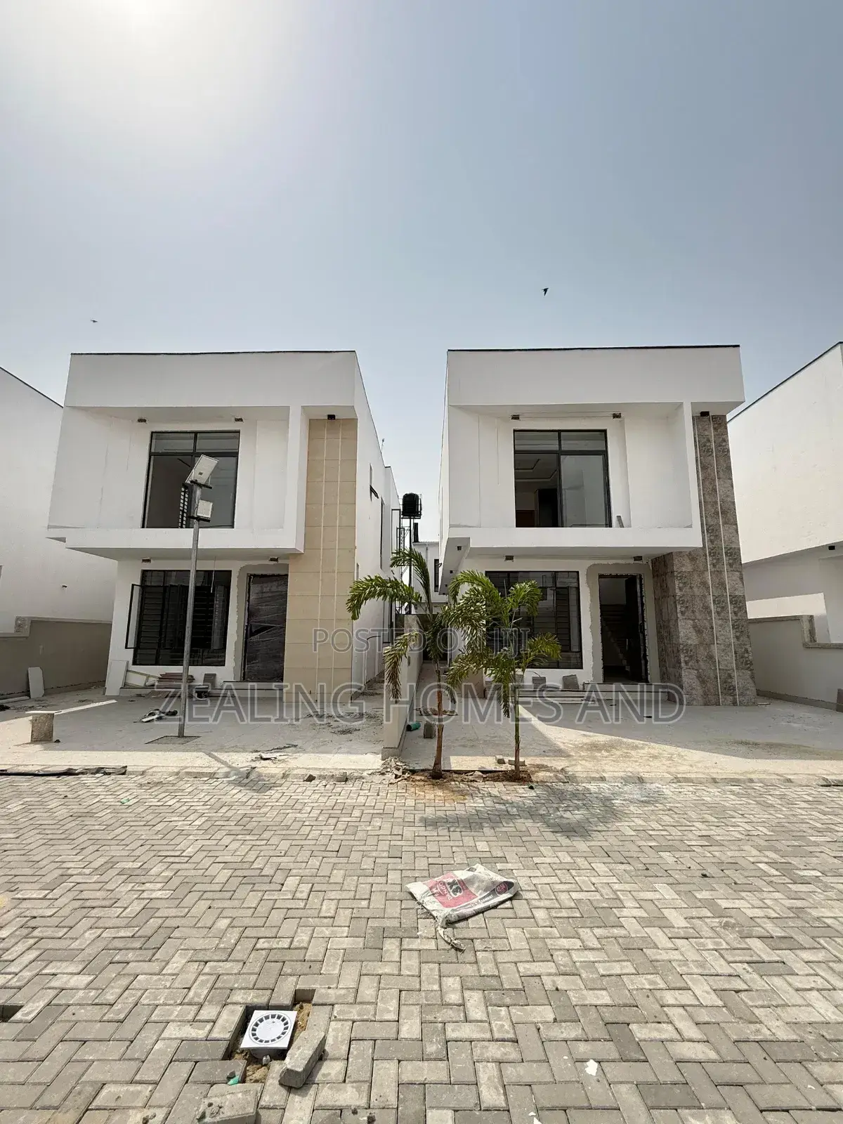 Furnished 4bdrm Duplex in Ikota Estate Lekki for sale in Ikota