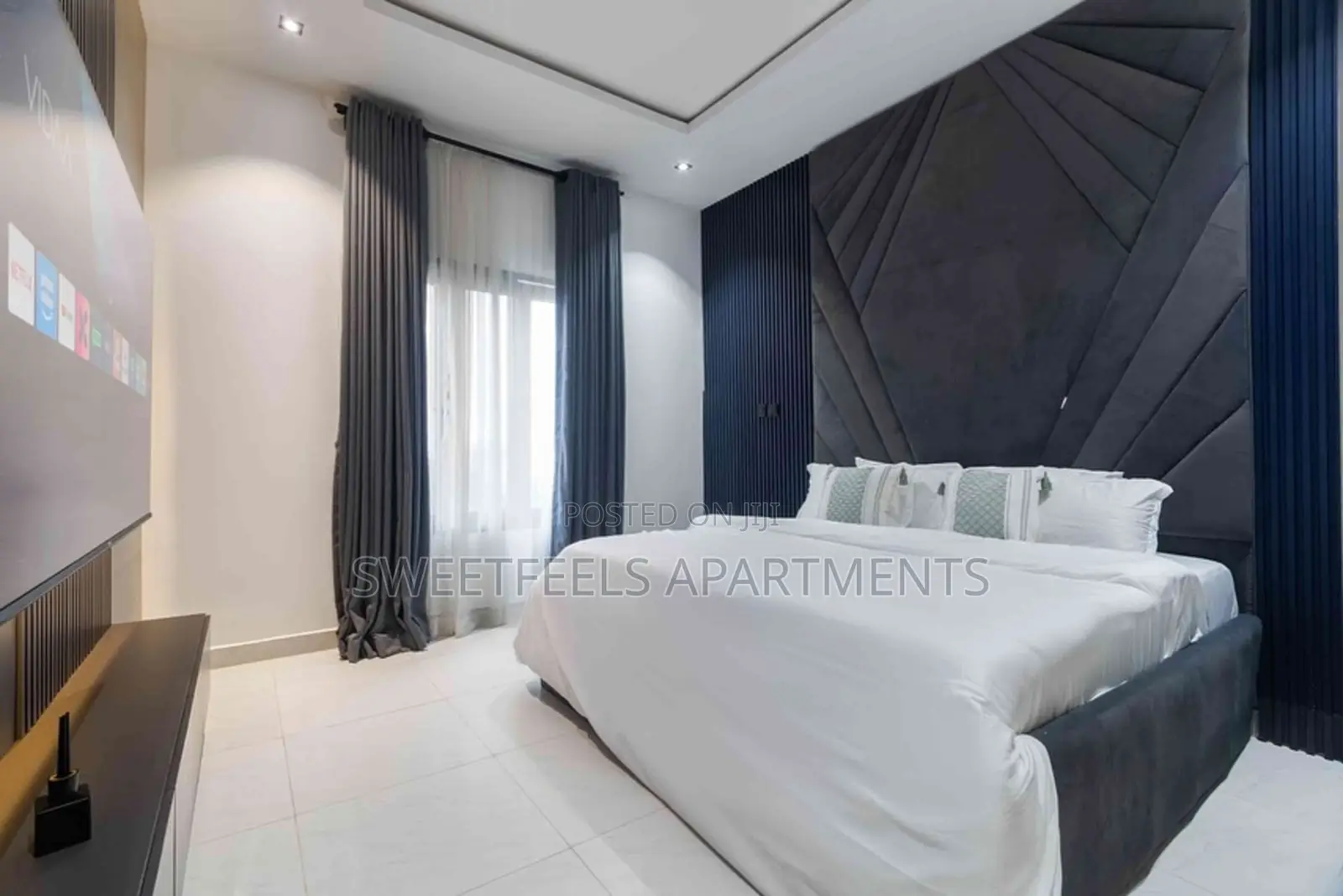 Beautiful 2 Bedroom Apartment With a Rooftop Pool in Lekki Phase 1