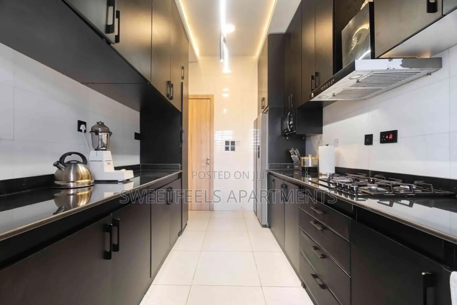 Beautiful 2 Bedroom Apartment With a Rooftop Pool in Lekki Phase 1