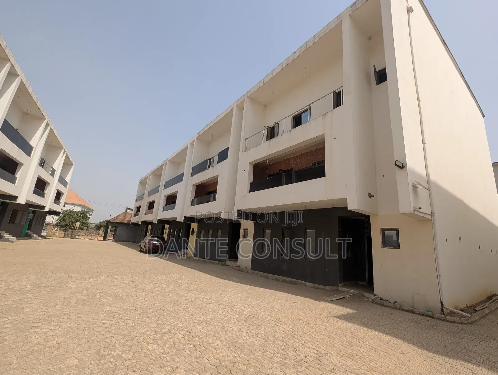 4bdrm Townhouse / Terrace in Galadimawa for rent in Galadimawa