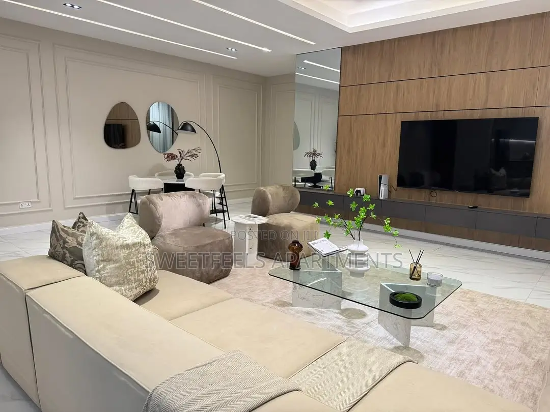 Luxurious 2bed With Ps5 and Swimming Pool (11th Hour Unit) in Lekki Expressway