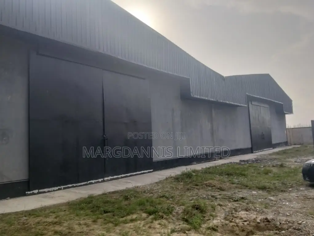 Agro-Allied Warehouse for Lease, Along Ibeshe Road, Ikorodu in Ibeshe / Ikorodu