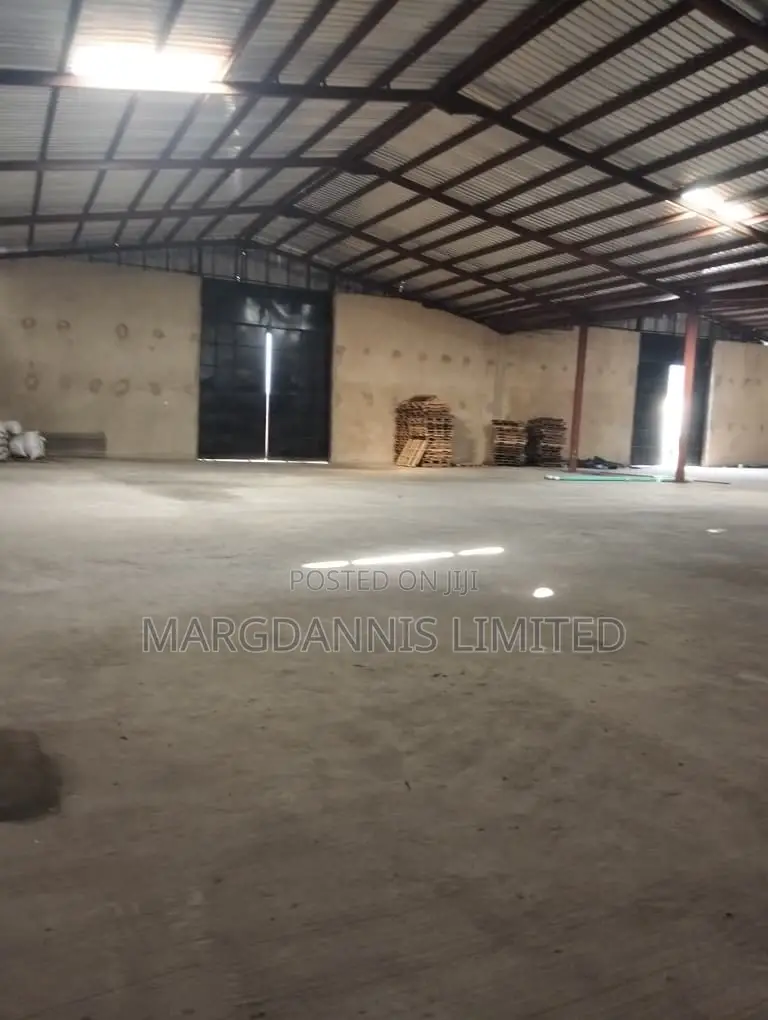 Agro-Allied Warehouse for Lease, Along Ibeshe Road, Ikorodu in Ibeshe / Ikorodu