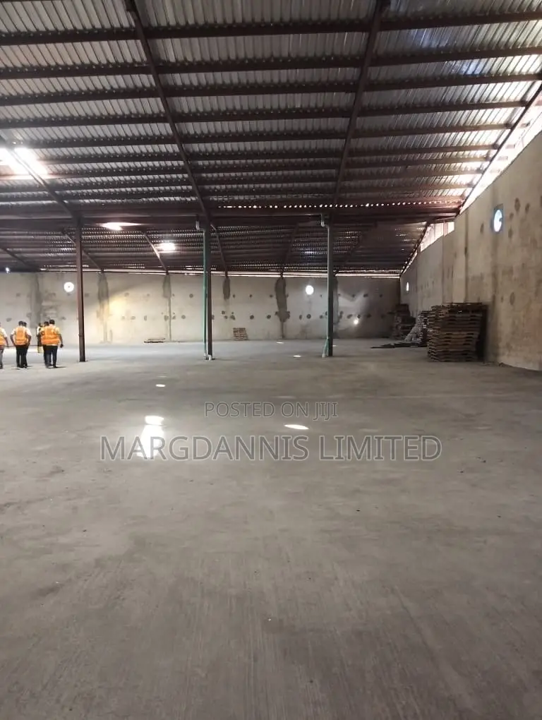 Agro-Allied Warehouse for Lease, Along Ibeshe Road, Ikorodu in Ibeshe / Ikorodu