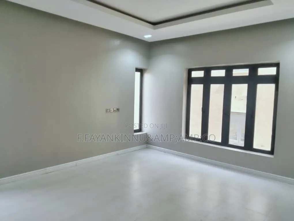 5bdrm Duplex in Guzape District for rent in Guzape District