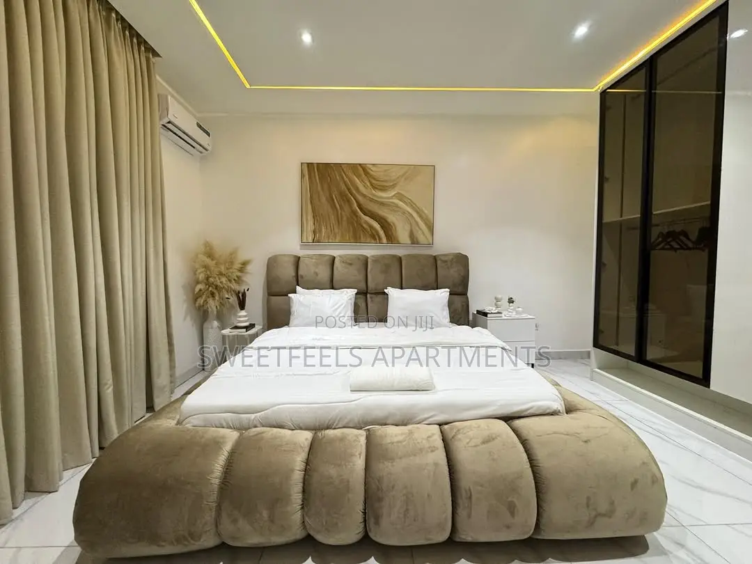 Brand New (2bedroom Lekki Right ) in Lekki Expressway