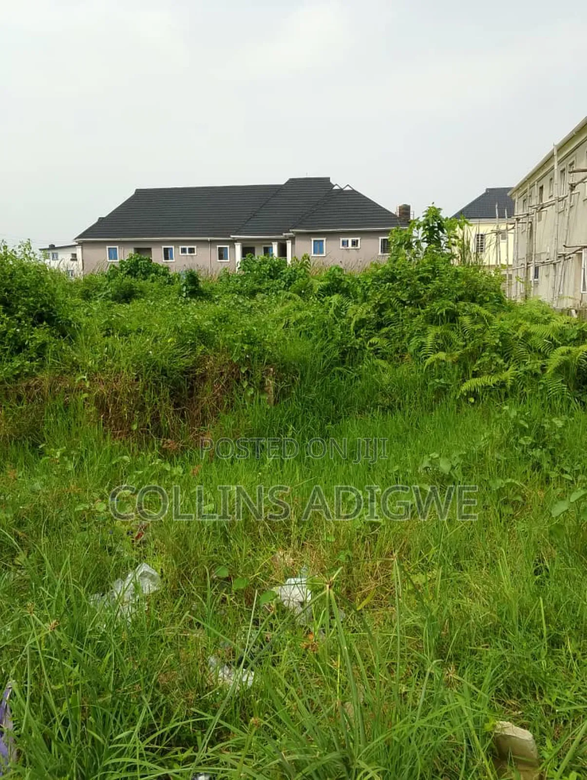 700sqm Land in Ogombo in Ogombo