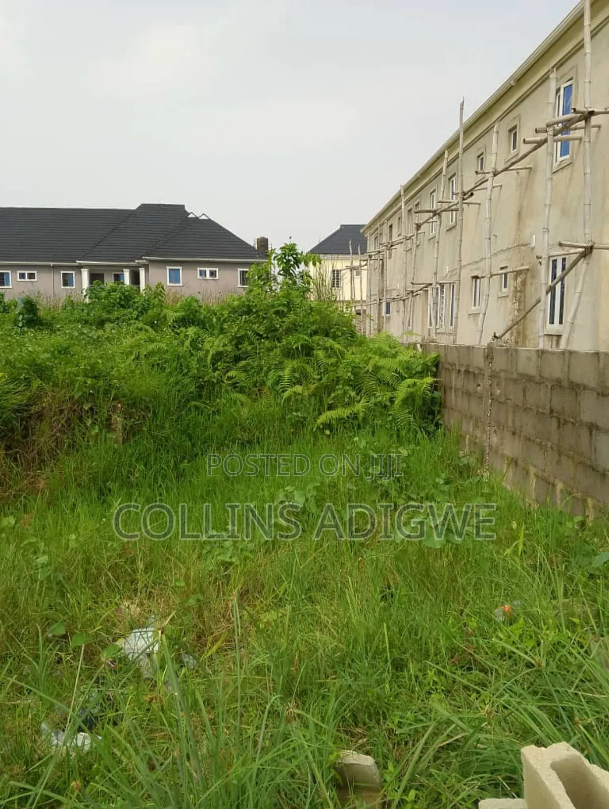 700sqm Land in Ogombo in Ogombo