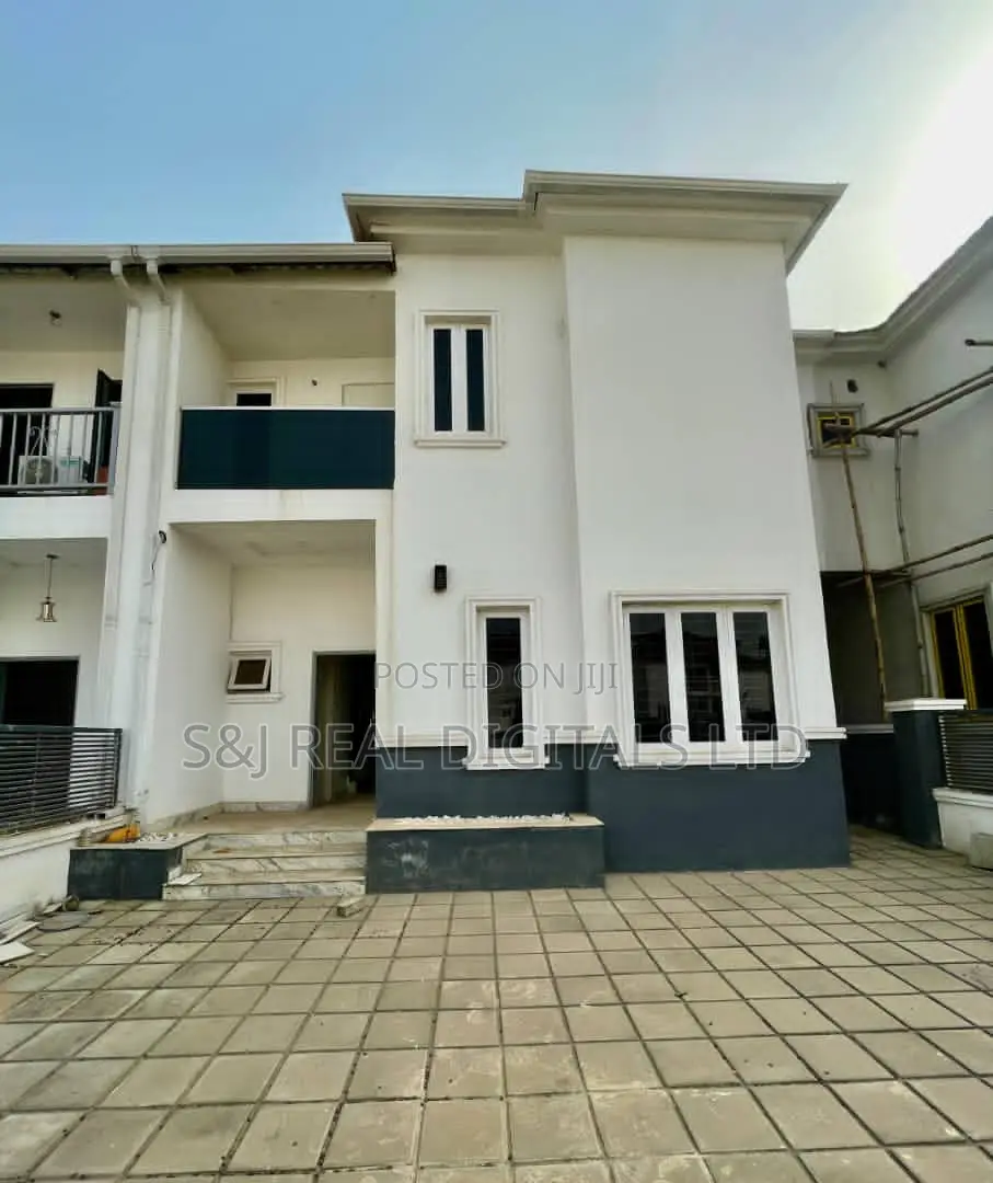 4bdrm Duplex in Idu Industrial for rent in Idu Industrial