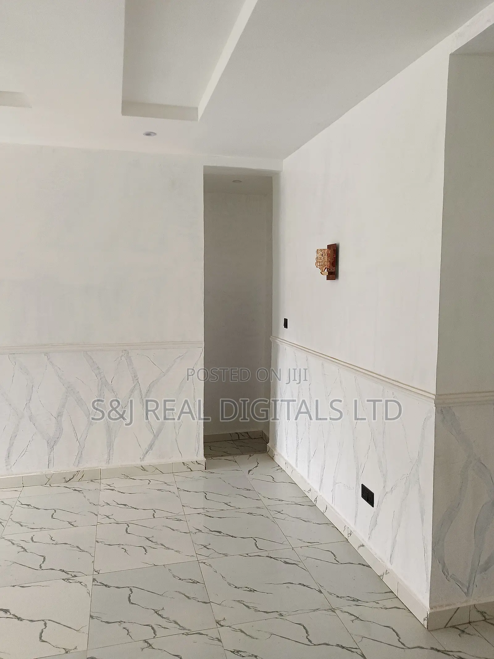 4bdrm Duplex in Idu Industrial for rent in Idu Industrial