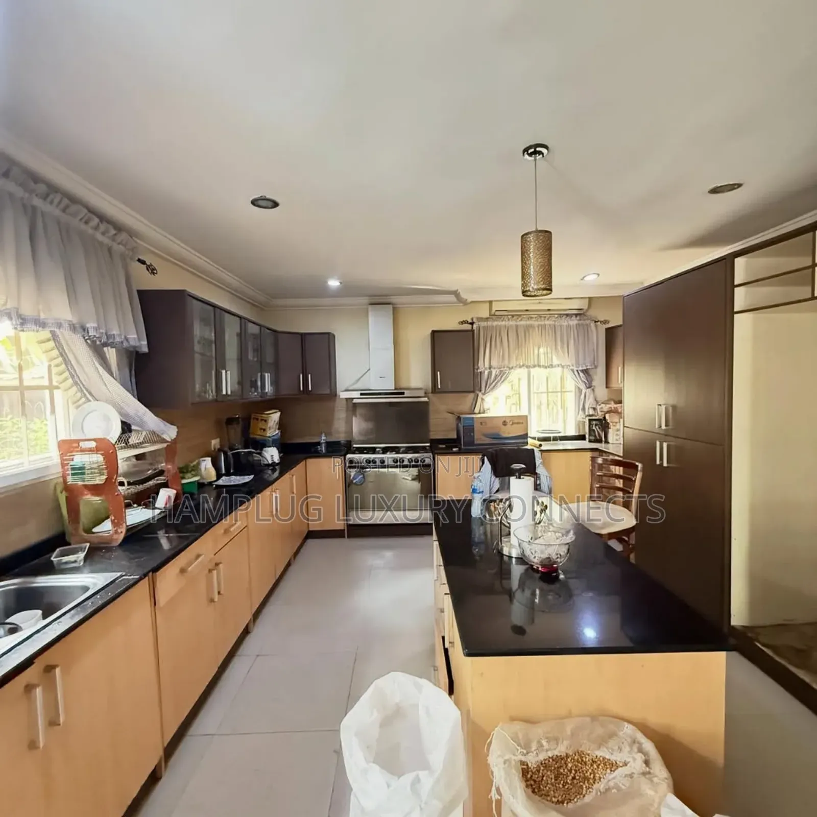 Furnished 4bdrm Duplex in Brains And Hammers, Life Camp for sale in Life Camp