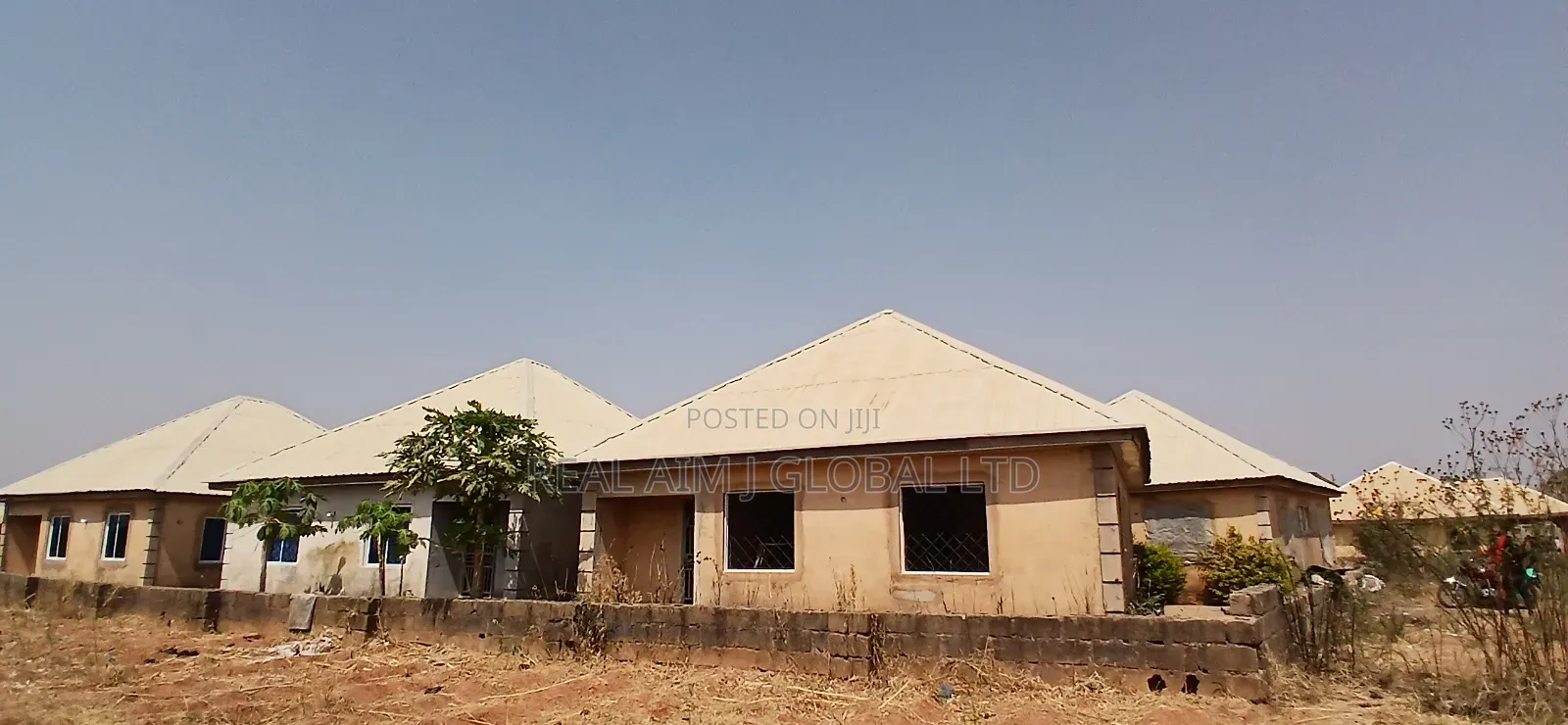 8bdrm Block of Flats in Jos for sale in Jos