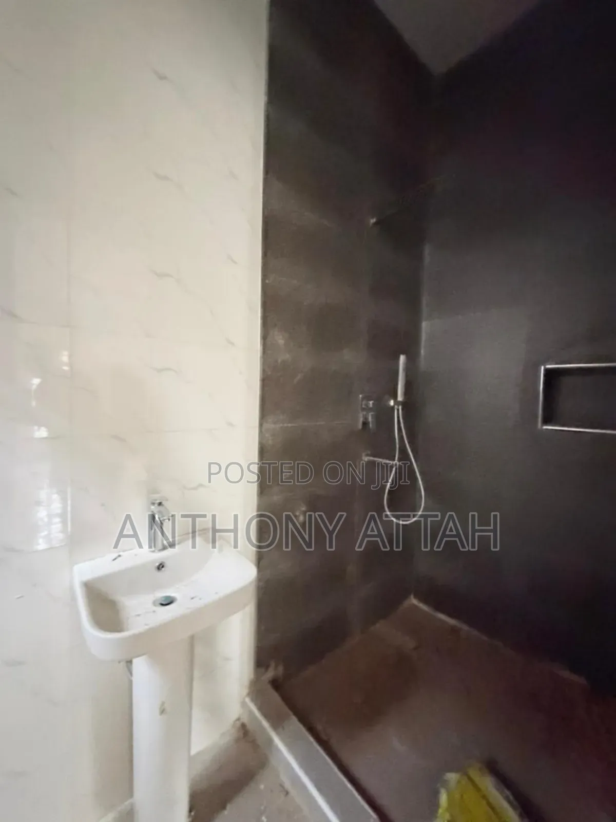 Furnished 4bdrm Duplex in Surulere for sale in Surulere