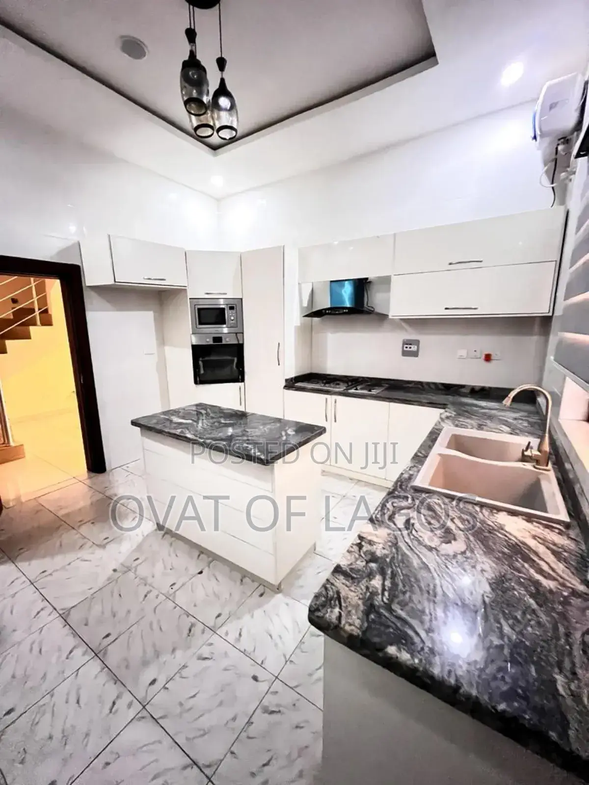 4bdrm Duplex in Ikota Villa Estate, Lekki for sale in Lekki